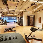 By Marriott Houthavens מלון 4*