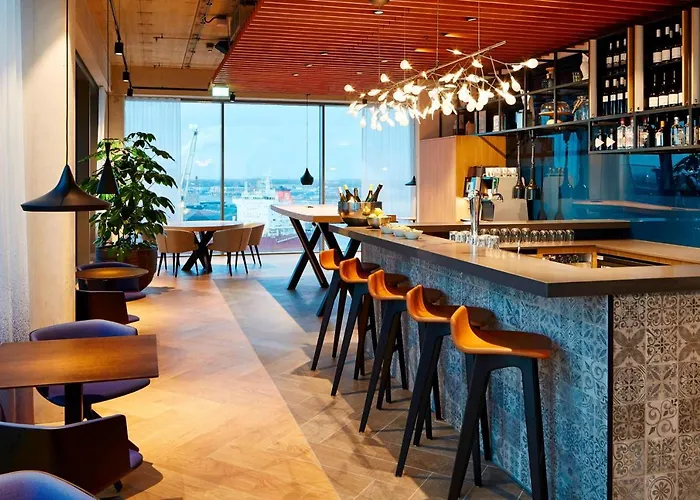 By Marriott Houthavens Hotel