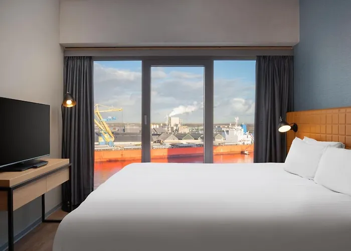 By Marriott Houthavens Amsterdam