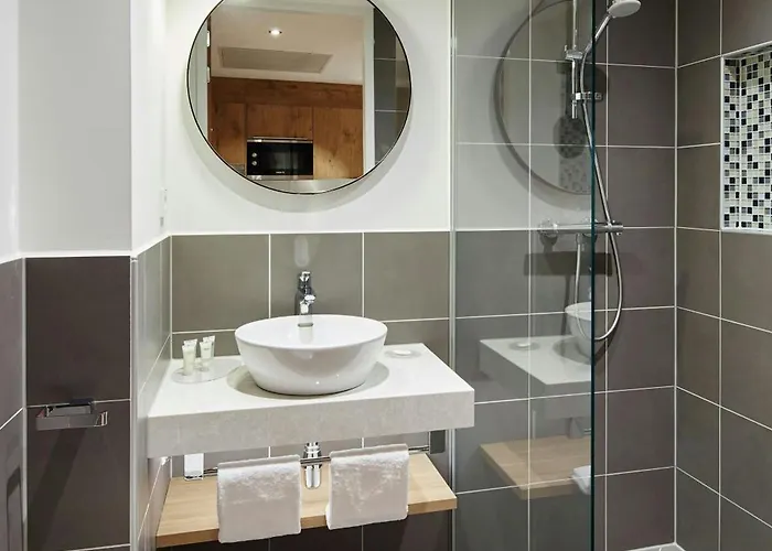 By Marriott Houthavens 4* Amsterdam