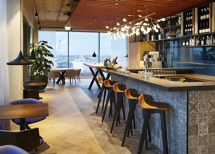 By Marriott Houthavens Hotel