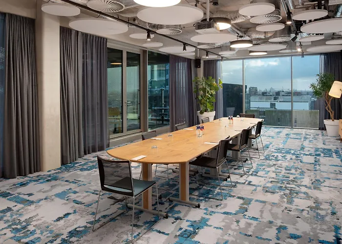 By Marriott Houthavens Amsterdam