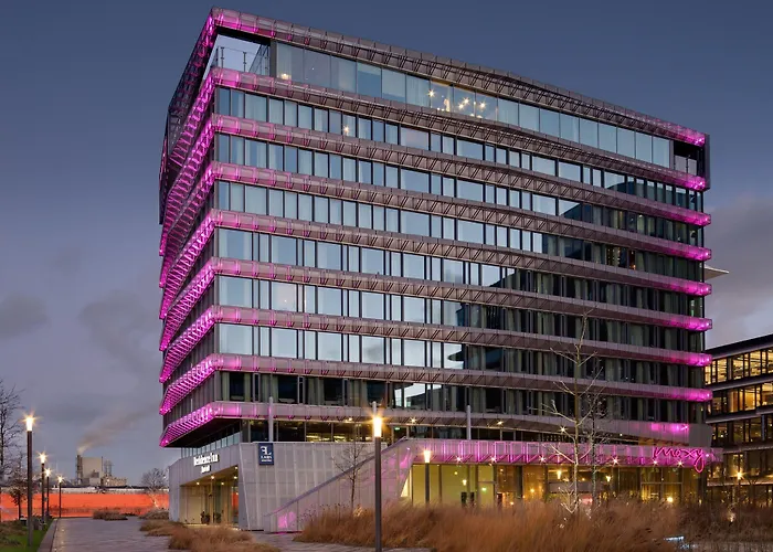 By Marriott Houthavens Hotel Amsterdam
