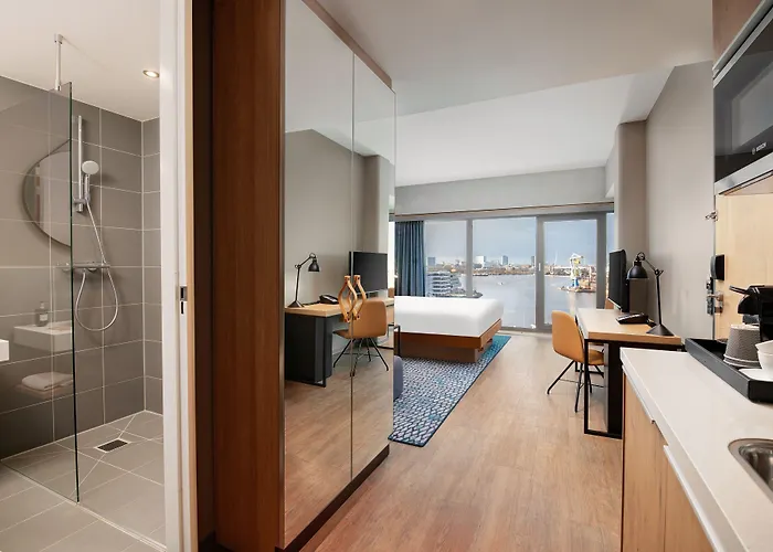 By Marriott Houthavens 4*