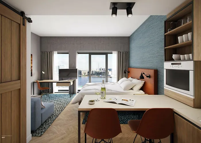 By Marriott Houthavens Hotel