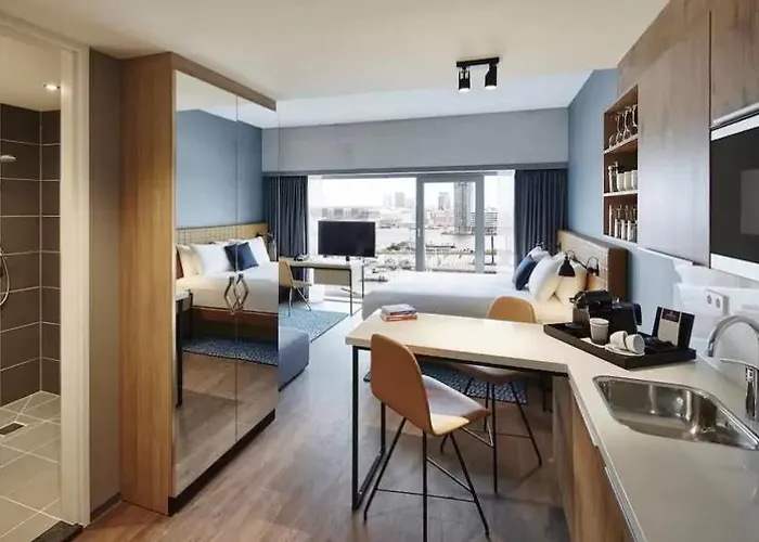 By Marriott Houthavens 4* Amsterdam