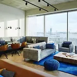 Hotel By Marriott Houthavens 4*