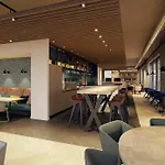 By Marriott Houthavens Hotel