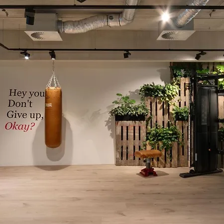 Hotel By Marriott Houthavens 4*