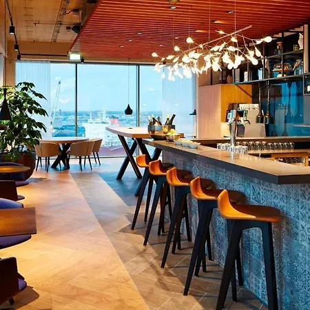 By Marriott Houthavens Hotel