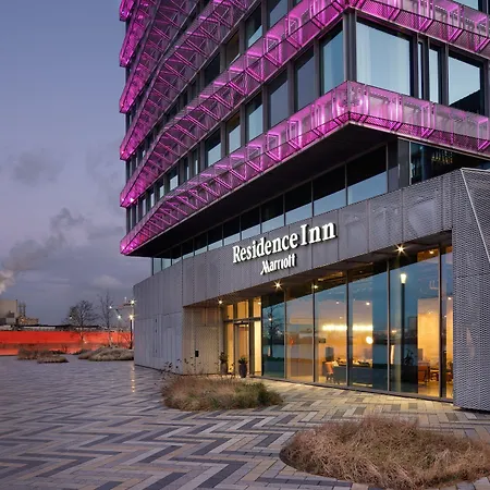 Hotel By Marriott Houthavens 4*