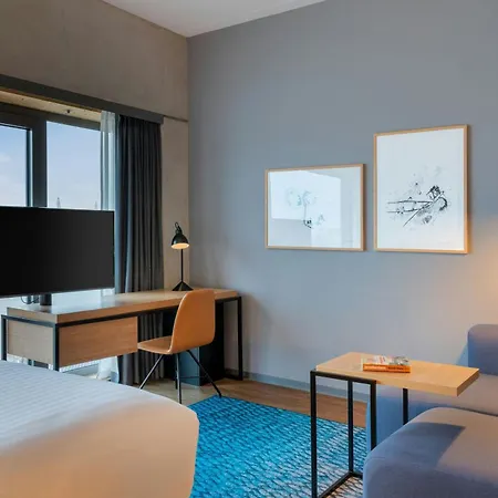 By Marriott Houthavens 4* Amsterdam