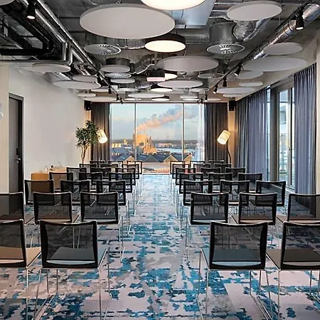 Hotel By Marriott Houthavens