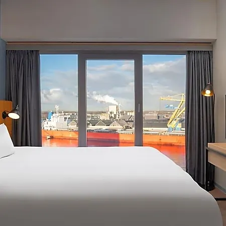 By Marriott Houthavens Hotel