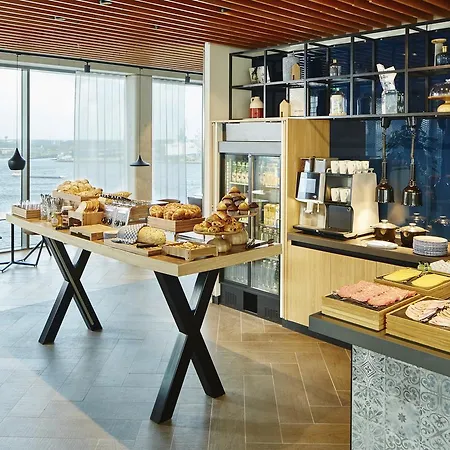 By Marriott Houthavens Hotel Amsterdam